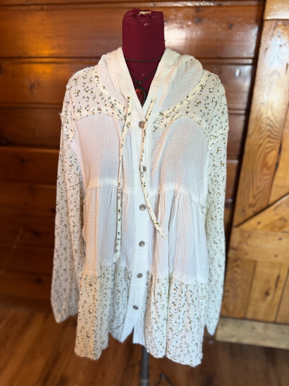 POL NWOT Cream Floral Hooded Button-Front Women's Top/Jacket